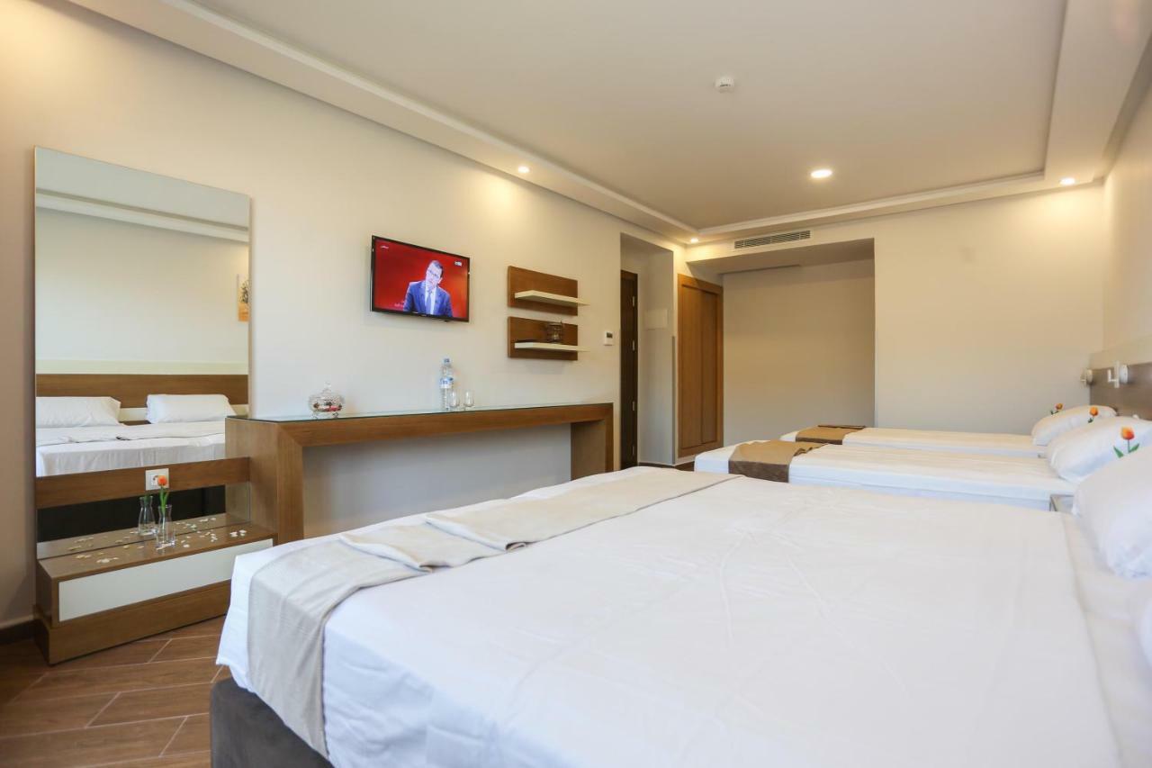 Hotel Makarim Tétouan Zewnętrze zdjęcie